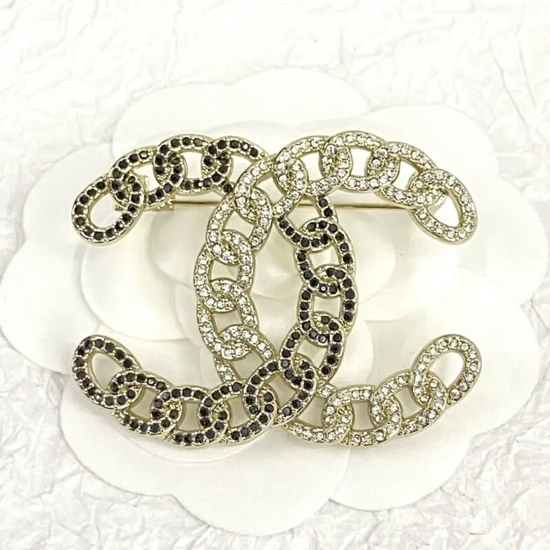 chanel brooches pour femme s_1214254